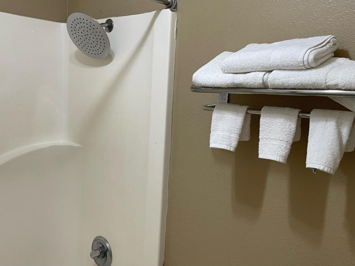 Bastrop Best Budget Inn المظهر الخارجي الصورة
